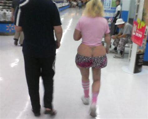 30 Weird People Of Walmart Gallery Ebaums World