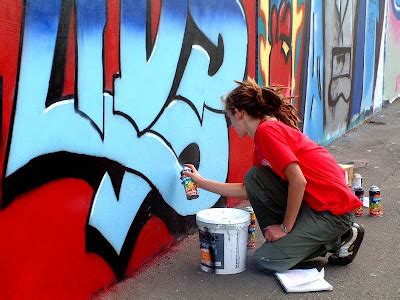 Arsaroceu The Sexy Women Create Cpit Street Graffiti Letters Art