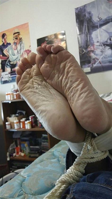 Girl S Tied Feet Telegraph