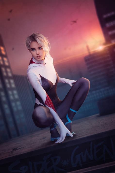 Sexy Spider Gwen Cosplay In Spider Man Into The Spider Verse