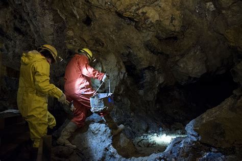 The Blue John Experience At Castletons Treak Cliff Cavern Derbyshire