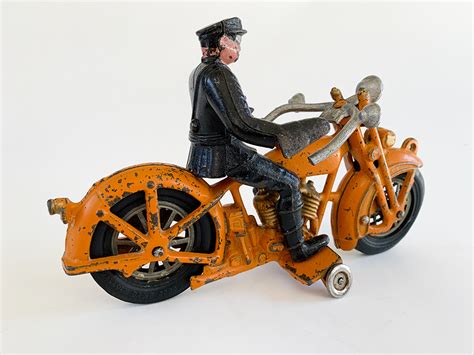 1930s Hubley Cast Iron Harley Davidson Motorcycle