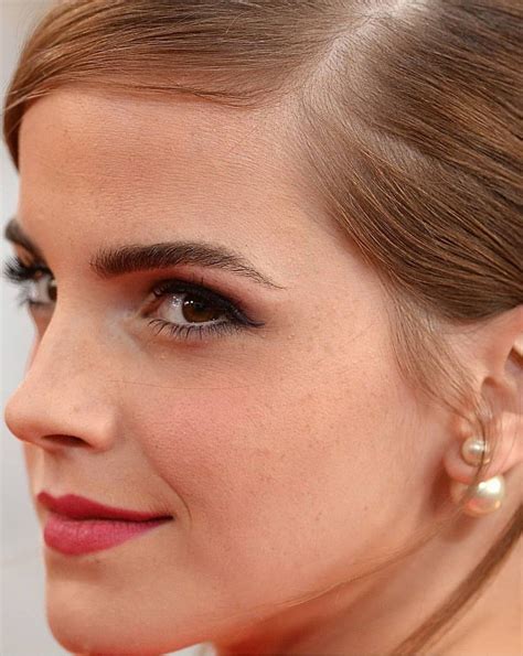 Pin By Dc On Emma Watson Emma Emma Watson Pearl Earrings
