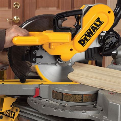 Dewalt Heavy Duty Double Bevel Sliding Compound Miter Saw — 10in