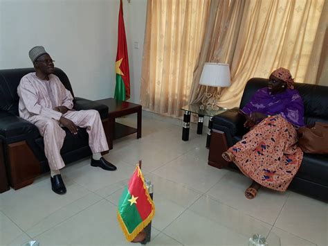 Lambassadeur Du Nigeria Au Burkina Faso Rend Visite à Sem Firmin N