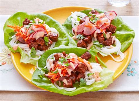 Ree drummond the pioneer woman. The Pioneer Woman Shares Her Recipe for Pork Banh Mi Lettuce Wraps — The Pioneer Woman | Lettuce ...