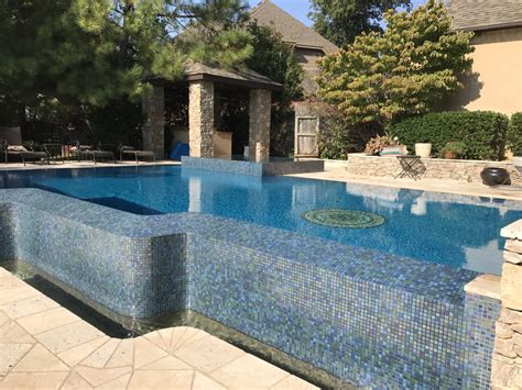 Perimeter Overflow Pools And What You Should Know