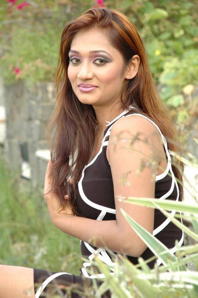 Sri Lankan Girlsceylon Hot Ladieslanka Sexy Girl Upeksha Swarnamali