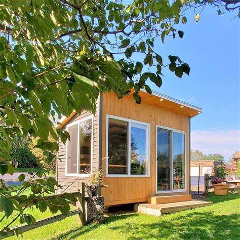 Redefining Professional Spaces: The Rise of Dual-Purpose Backyard