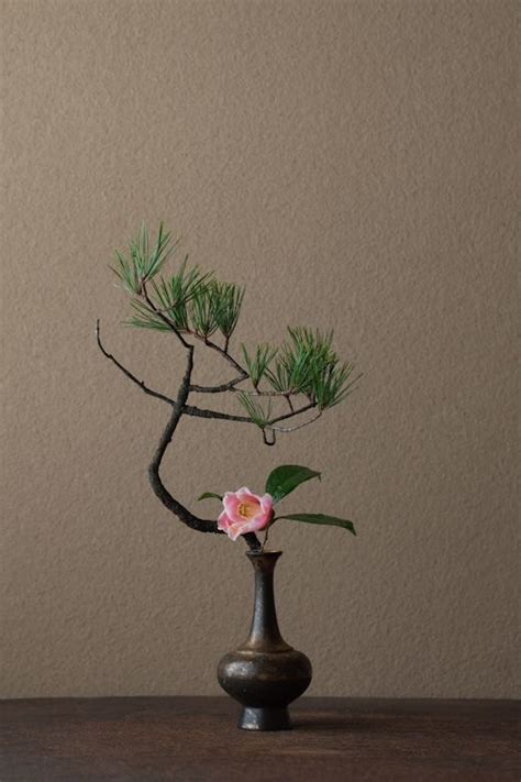 Pin By Yi Qiu On Things I Like Ikebana Arrangements Ikebana Flower