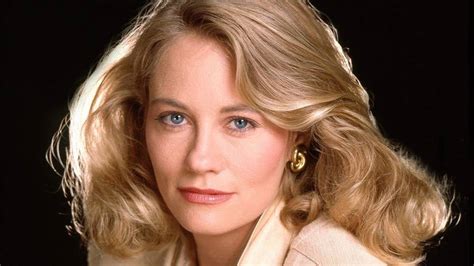 Cybill Shepherd Claims Les Moonves Canceled Her Show After She Rejected