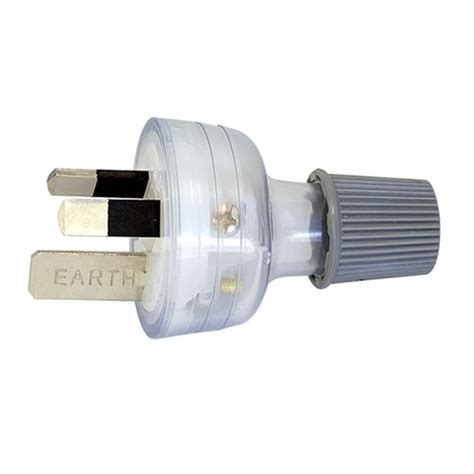 Owing to our enriched industrial experiences, we are devoted towards providing a wide variety of excellent quality oral 3 pin plug. 10 Amp 3 Pin Male Extension Plug Lead Clear 240v - Cable Pro