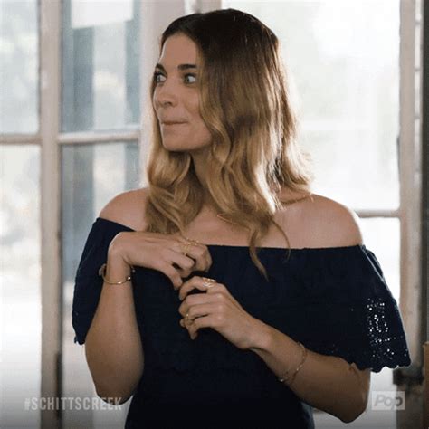 Alexis Rose Gif By Schitt S Creek Find Share On Giphy