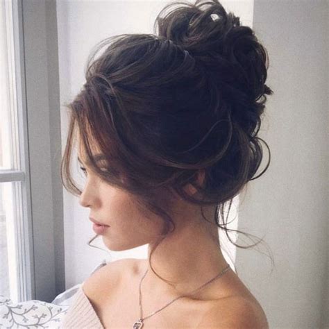 20 Trendy Bun Hairstyles For Women To Copy