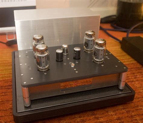 Our Report Doshi Audio Amplifier Front On Rmaf 2013 Ultimist