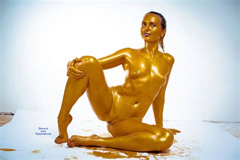Naked Golden Lady November 2017 Voyeur Web Hall Of Fame