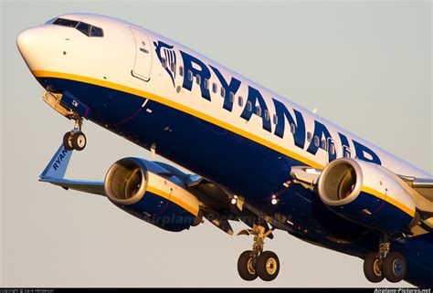 Ei Dcw Ryanair Boeing 737 800 At Dublin Photo Id 167897 Airplane
