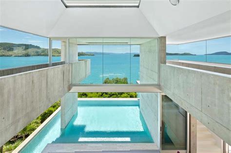 Onehunga war memorial pool and leisure centre is a large centre with indoor and outdoor pools, spa and sauna facilities, swimming lessons, a fitness centre and group fitness classes. Homes with stunning swimming pools | loveproperty.com