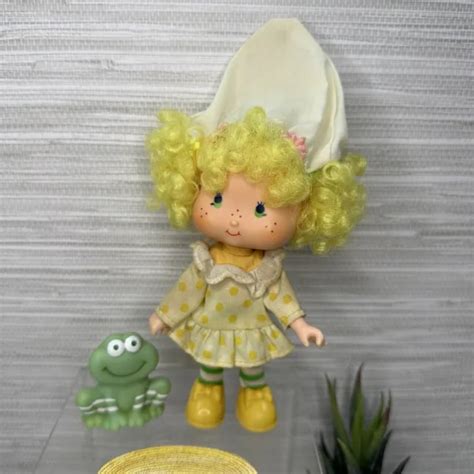 Vintage 80s Strawberry Shortcake Lemon Meringue Doll And Pet Frog Frappe