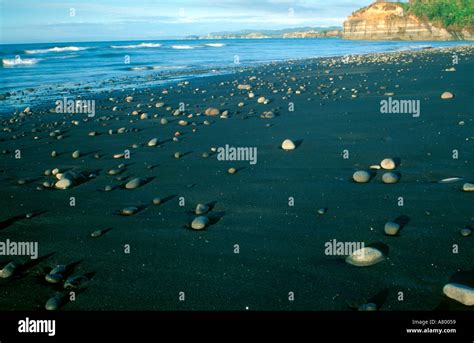 New Zealand Oakura Beach Hi Res Stock Photography And Images Alamy