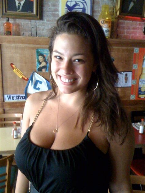 Rate This Girl Day 32 Ashley Graham Sports Hip Hop