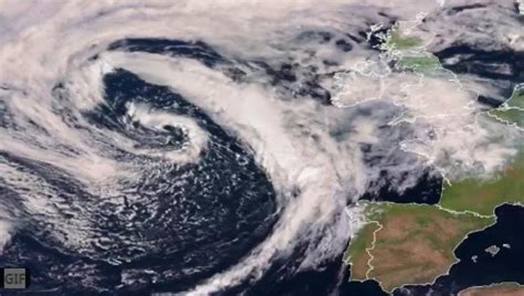 Watch Latest Satellite Images Show Size Of Storm Ellen Tracking