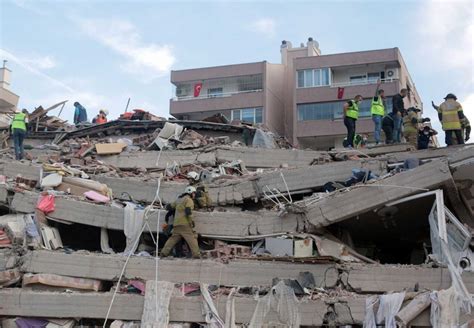 Decenas De Muertos Y Heridos Estragos De Fuerte Terremoto En Grecia Y