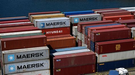 Cargo Shipper Maersk Bets Big On Zero Carbon Will It Pay Off Npr