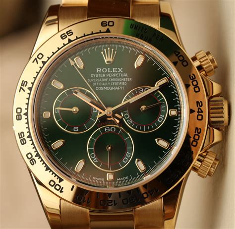 Rolex Cosmograph Daytona 116508 Green Dial 18k Yellow Gold Watch Hands