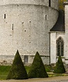 Donjon des comtes de Blois et chapelle du château de Châte… | Flickr