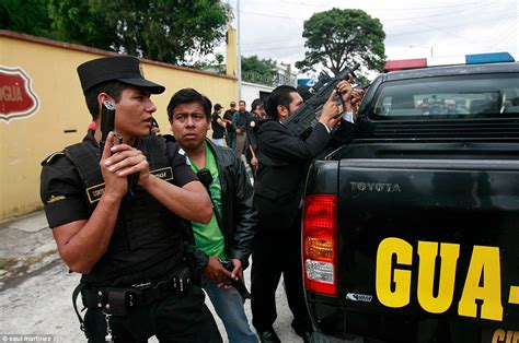 Photos Of Guatemala Streets Scene Of A Homicide Every 90 Minutes