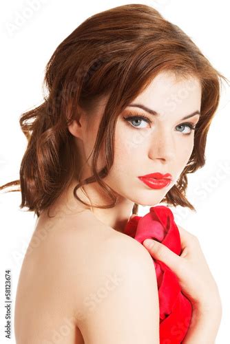 Attractive Naked Woman With Red Material Stockfotos Und Lizenzfreie