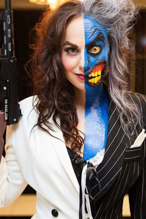 On Halloween Some Women Are Two Faced Best Cosplay Cosplay Amazing
