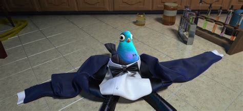 Inspired by lucas martell's charming 2009 short pigeon: Will Smith Turns Into A Pigeon In Spies In Disguise Trailer