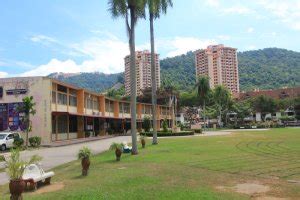 Sebuah sekolah orang asli di desa temuan, bukit lanjan bdr damansara perdana. Schools in Penang