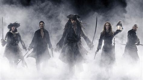 Elizabeth swann, will turner and captain barbossa go to singapore to get a ship and crew with the despicable captain sao feng to rescue jack sparrow from the land of the dead. 'Pirates of the Caribbean: At World's End' review - Lyles ...