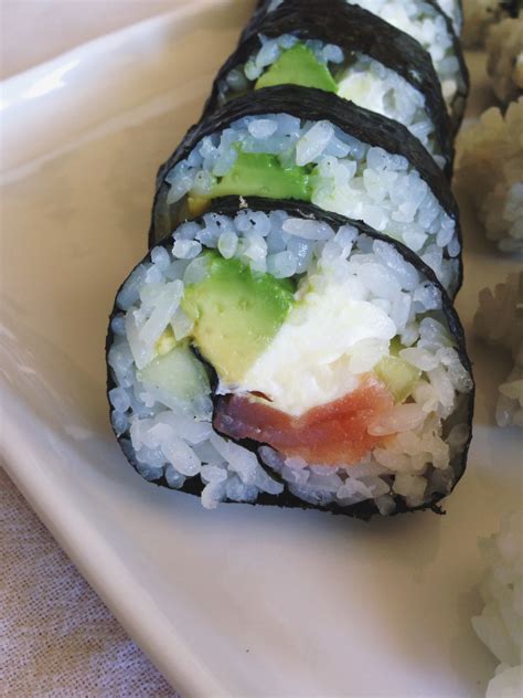 Smoked Salmon Philadelphia Rolls A Beginners Guide To Making Sushi Homemade Sushi Sushi