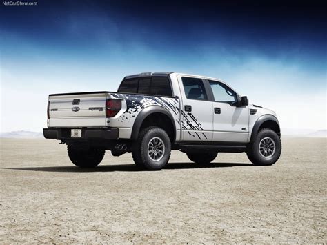 Ford F 150 Svt Raptor Supercrew 4 Door Pickup Truck Review 2011 And