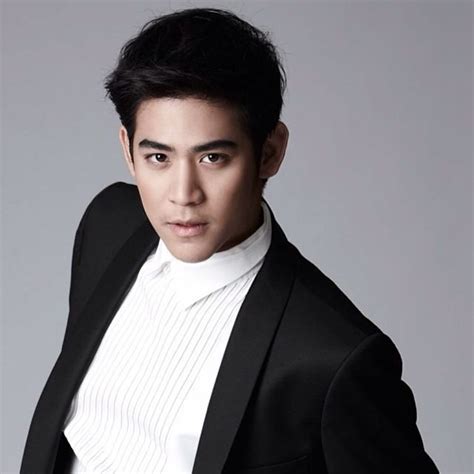 หลังจากที่กลายเป็นประเด็นที่ถูกจับตามอง.สำหรับพระเอกหนุ่ม พอร์ช ศรัณย์ ไปคอมเมนต์และกดไลก์รัวๆในรูปภาพของ ก้อย อรัชพร พอร์ช ศรัณย์ พระเอกน่ากอด 2013