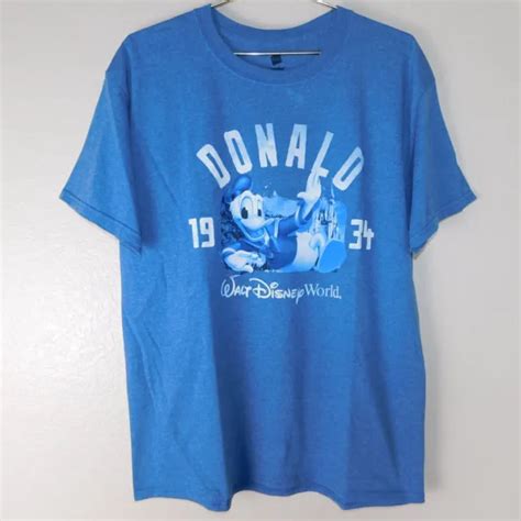 Walt Disney World Blue Shirt Adult M Donald Duck Cartoon Character