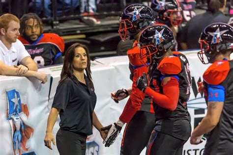 Jen Welter Becomes St Female Nfl Coach The All Out Sports Network