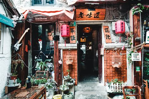 Free Decorated Chinese Store Front Photo — High Res Pictures