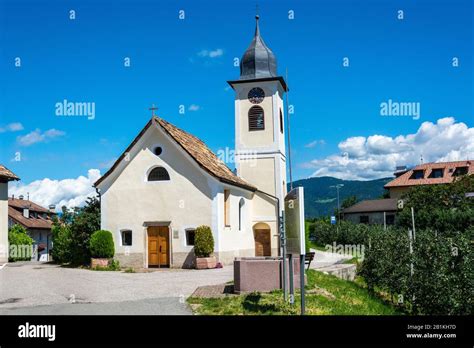 Kapelle Chapel High Resolution Stock Photography And Images Alamy