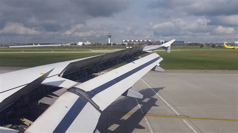 Lufthansa Airbus A320 Scenic Landing In Munich Youtube