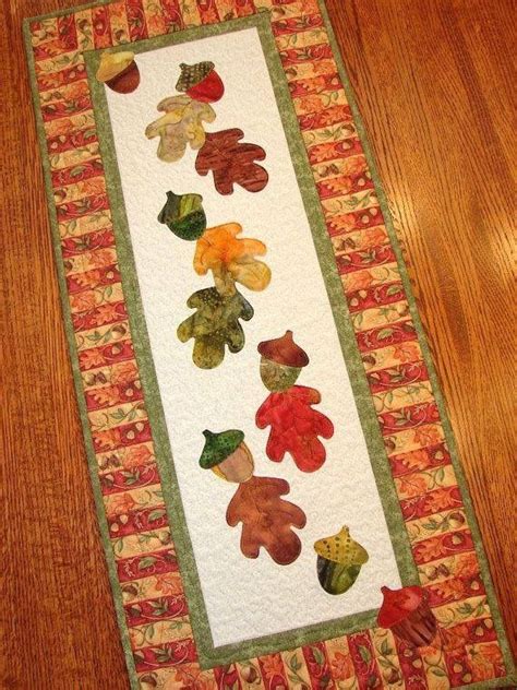 Pin By Robin Larson On Fall Halloween Wall Hangingsquilts Quilted