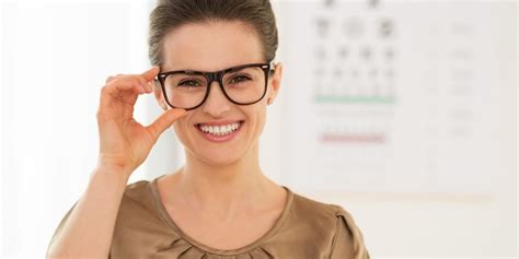 Adjusting To Your New Pair Of Eyeglasses Hospitalninojesus