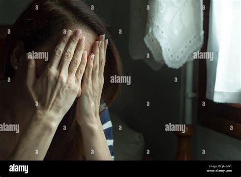 Hands Covering Face Crying Woman Hi Res Stock Photography And Images