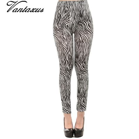 2017 new fashion black and white vertical printed zebra leggings lady street casual fittness