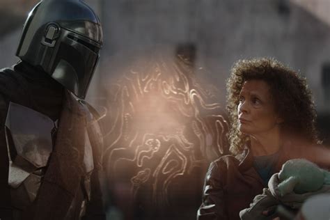 Mandalorian Star Wars Still Popular As Disney S Mandalorian S2 Debuts