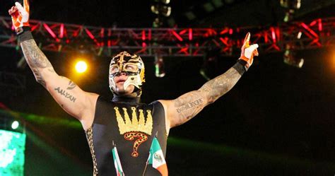 rey mysterio reportedly drops indie show for wwe contract situation